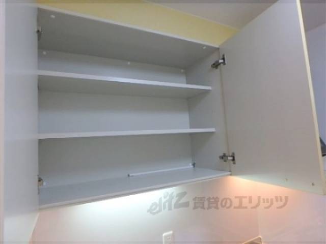 キッチン　収納