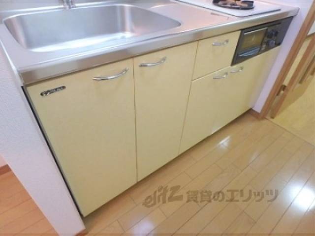 キッチン　収納