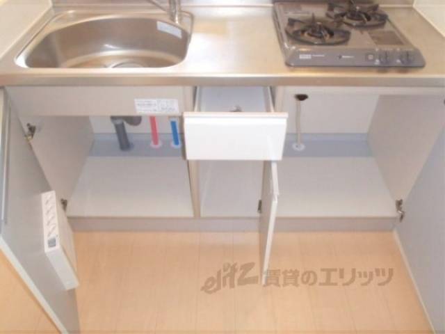 キッチン　キッチン下収納