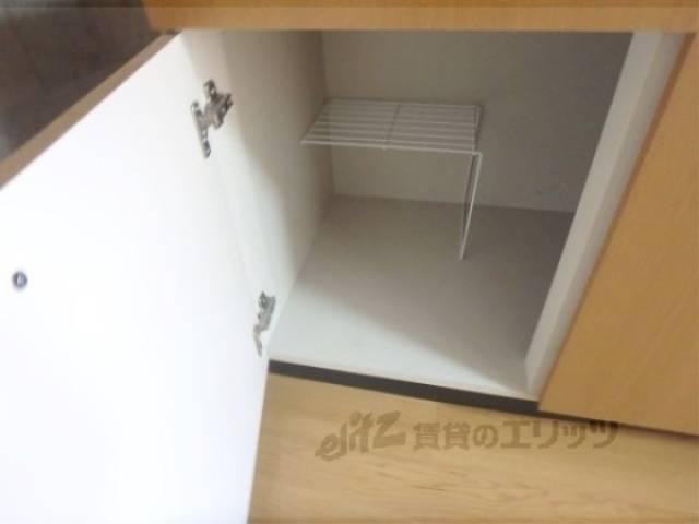 キッチン　下部収納