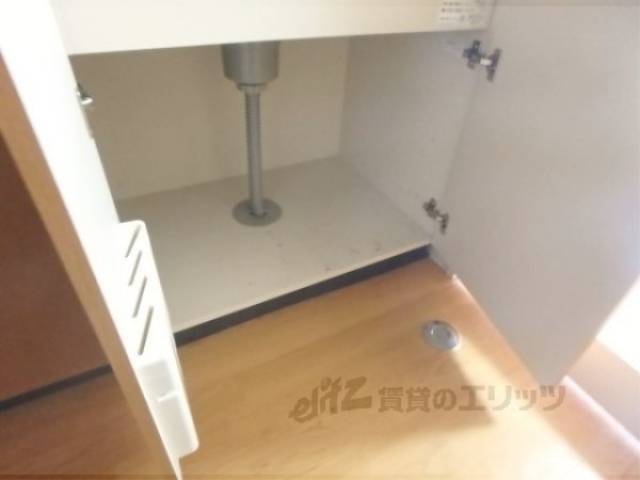 キッチン　下部収納