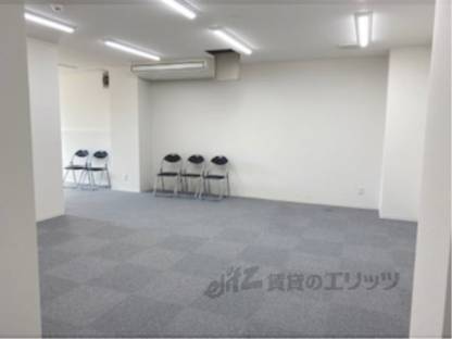 テナント内