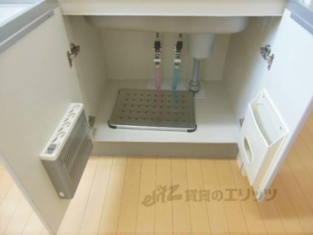 キッチン　下部収納