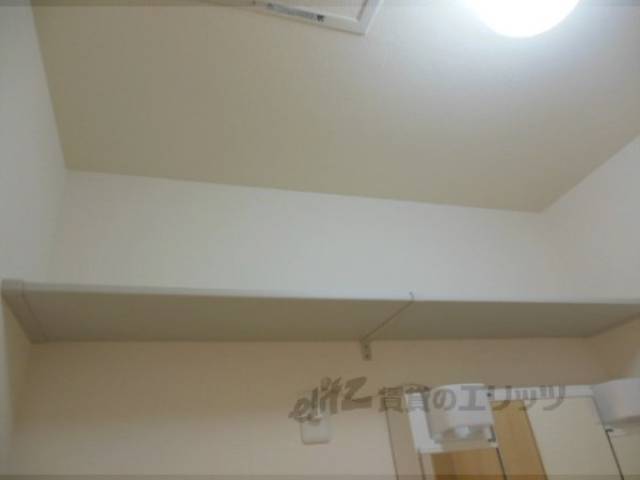 洗面所　上部収納