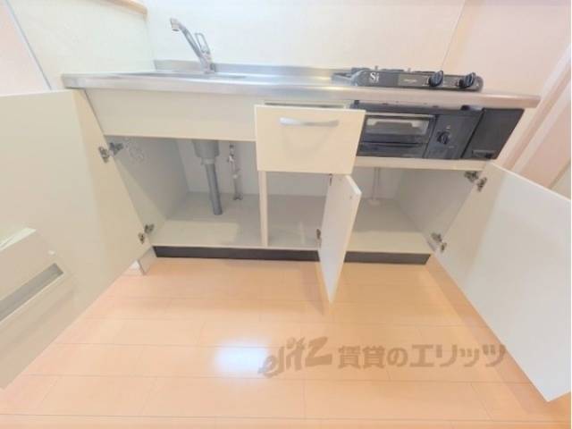 キッチン　下部収納