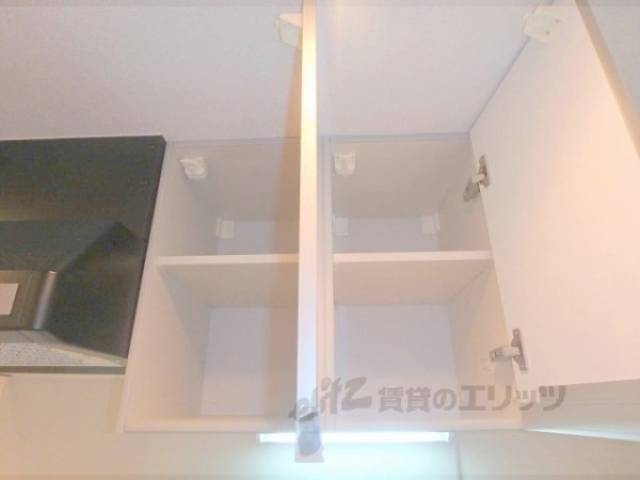 キッチン　収納上
