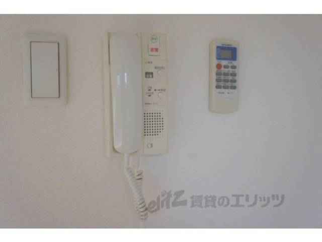 インターホンリモコン