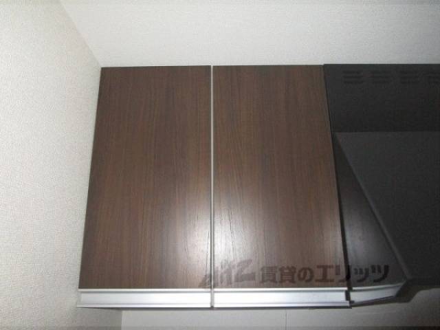 キッチン　上収納