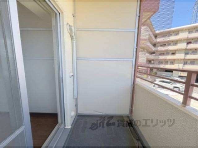 ベランダ　洋室側