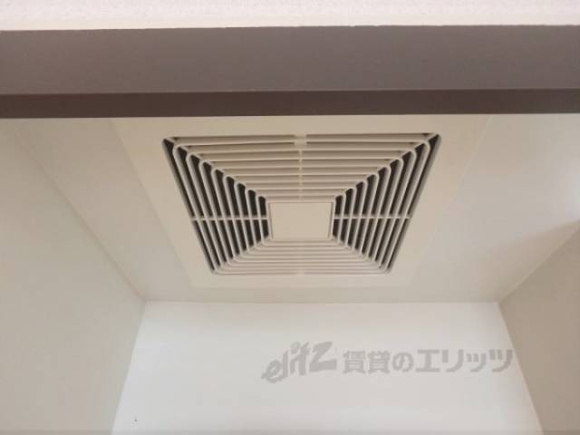 キッチン　換気扇