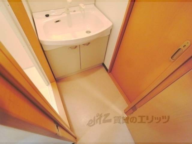 洗面所　独立洗面台　便利ですね
