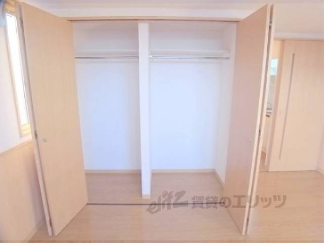 収納　広いです。なかなかない横幅の収納です。