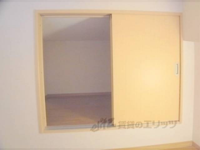 収納　ロフト　なんとロフトにまで収納が付いています。