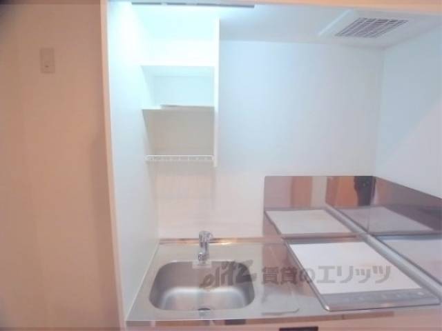 キッチン　収納　お料理上手への道はこのキッチンから。