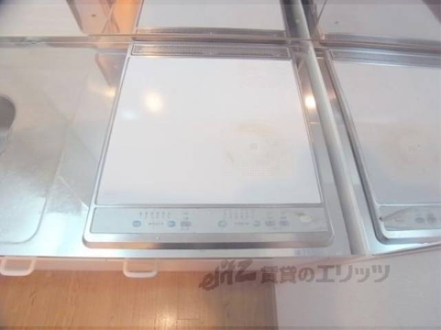 キッチン　電気コンロ　ＩＨコンロ設置済みです。
