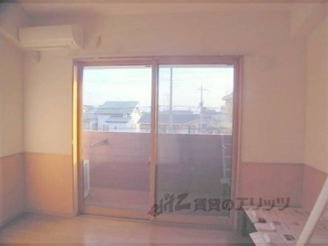 居室　日当たりや眺望も良好です。