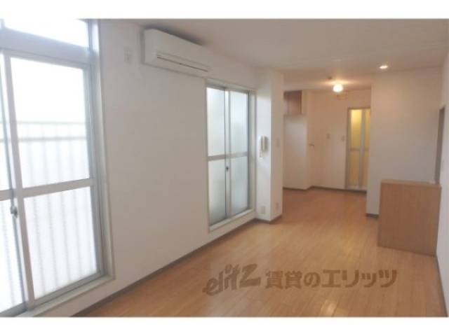 洋室　綺麗なお部屋になっています