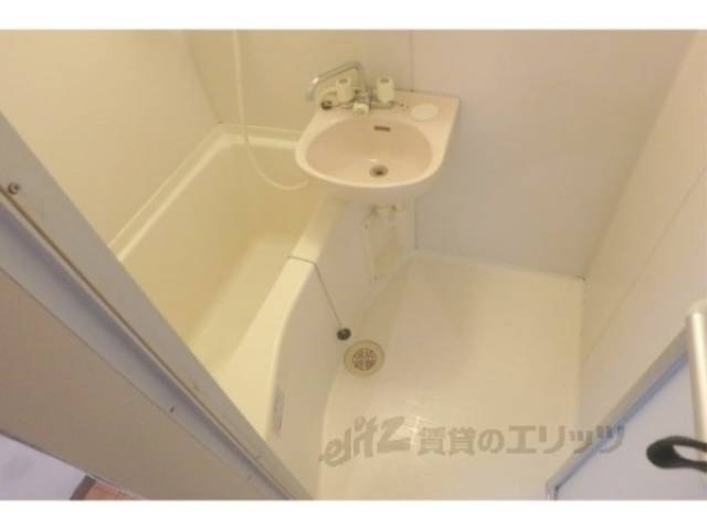 風呂　お風呂・トイレは別のタイプです