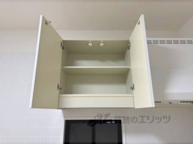 キッチン　上収納