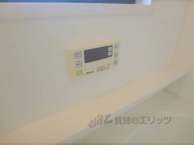 給湯器リモコン　風呂場