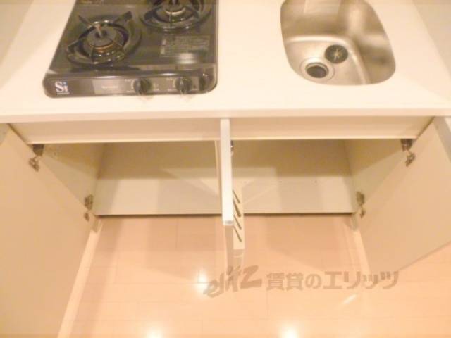 キッチン　収納場所