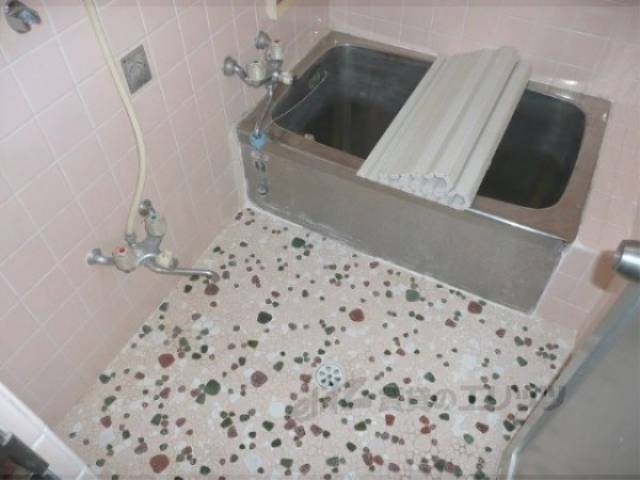 風呂　広めのお部屋です