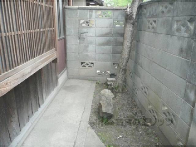 裏口　裏口です