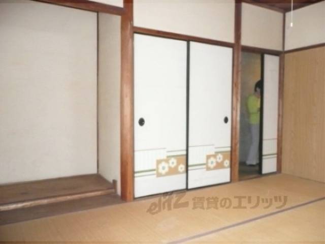 和室　落ち着いた雰囲気の和室です