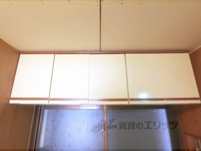 キッチン　収納