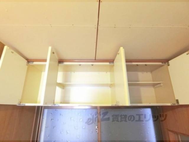 キッチン　収納