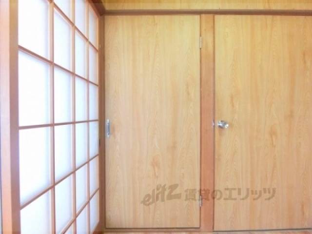 リビング　収納