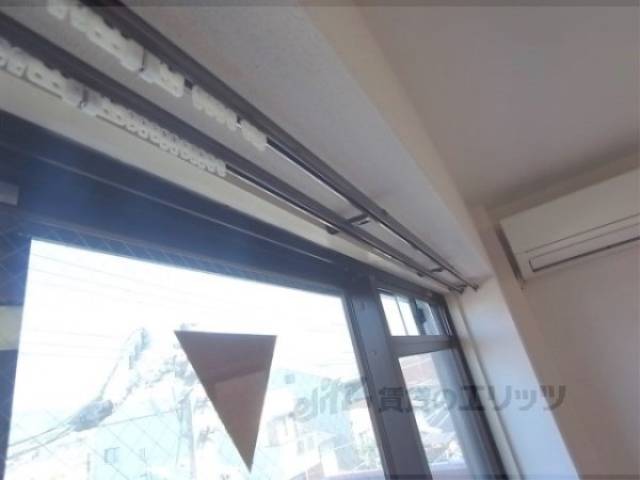 カーテンレール