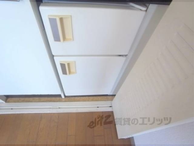 キッチン　冷蔵庫