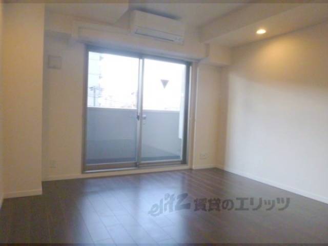 洋室　日当たりの良いお部屋です