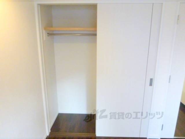 収納　洋室収納