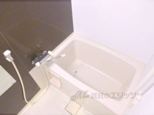 風呂　明るいお風呂です