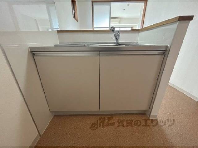 キッチン　下部収納