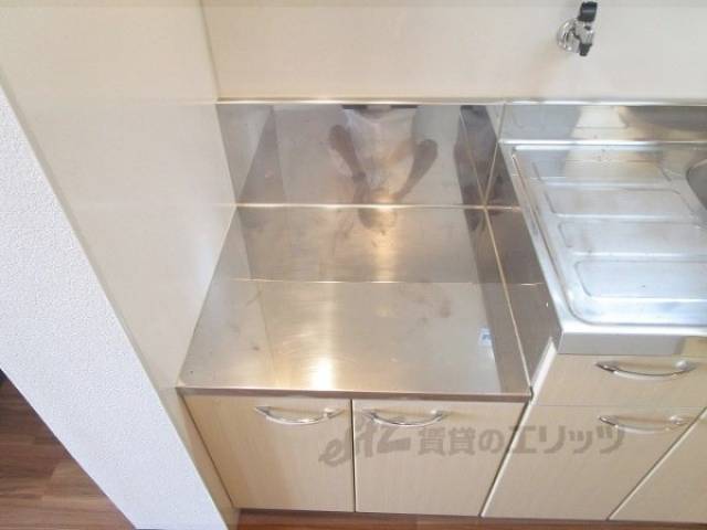 キッチン　コンロ置場