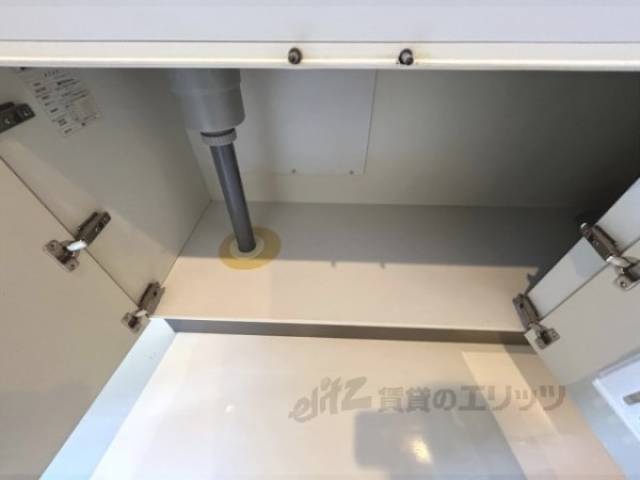 キッチン　下部収納
