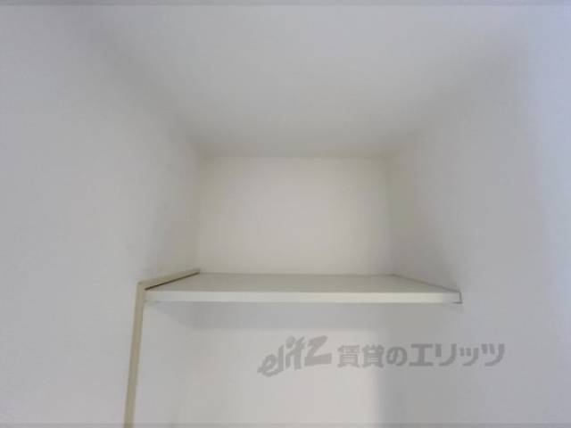 洗濯機置場　上部収納