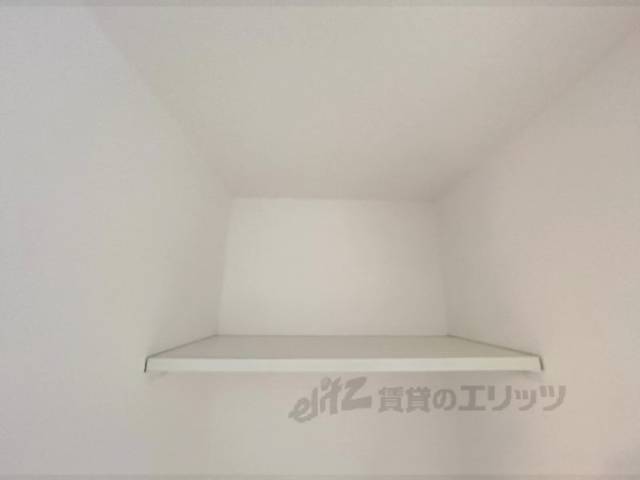 洗濯機置場　上部収納