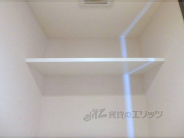 トイレ上部棚