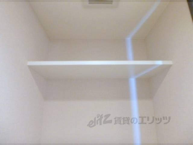 トイレ上部棚