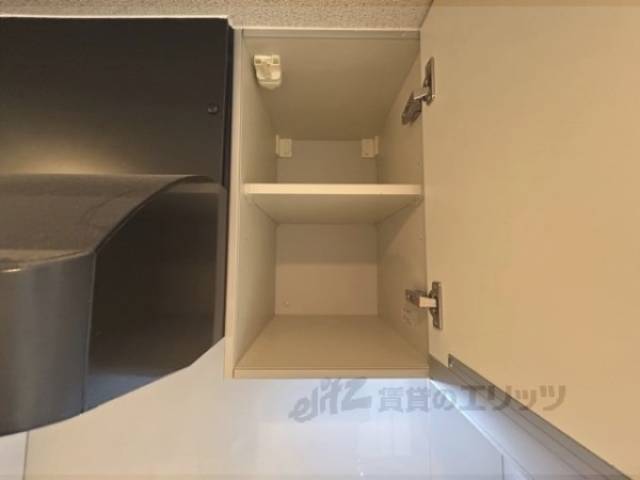 キッチン　上部収納
