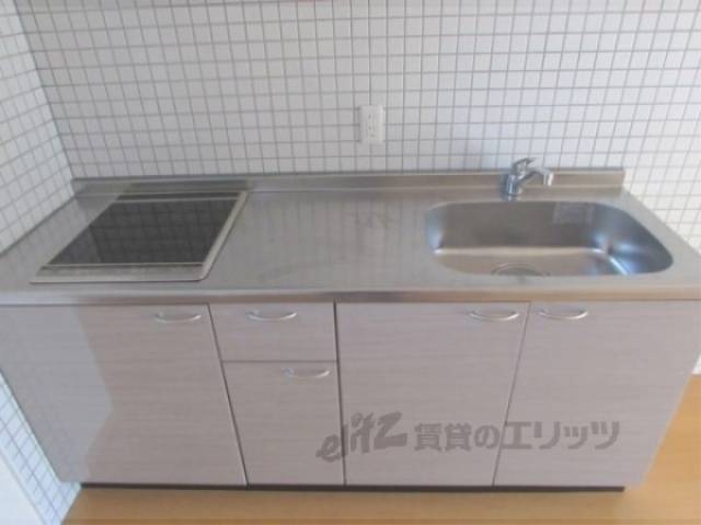 キッチン　ｷｯﾁﾝ広くて使い勝手良いです