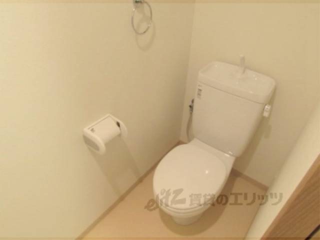トイレ　広めのトイレです