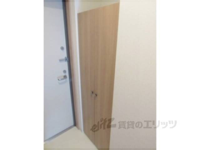 下駄箱　大きめの下駄箱です