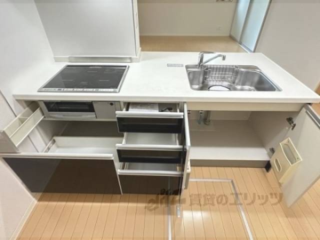 キッチン　収納