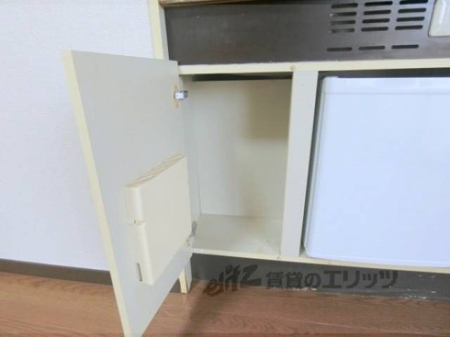 キッチン　下部収納
