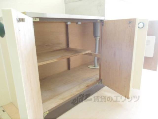キッチン　下部収納